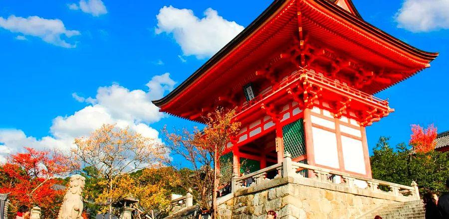 Cover Image for Japan Unveils a New Digital Nomad Visa—Here’s What You Should Know