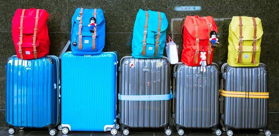 Cover Image for 10 Luggage Shipping Services, So You Can Avoid Checking Bags