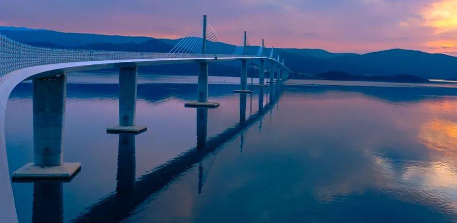 Cover Image for Road Trips in Croatia Have Become Much More Convenient Thanks to This New Bridge