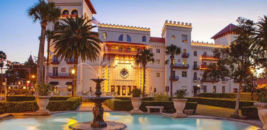 Cover Image for Discover 3 Stunning Hotels in Historic Southern Cities for Your Next Escape