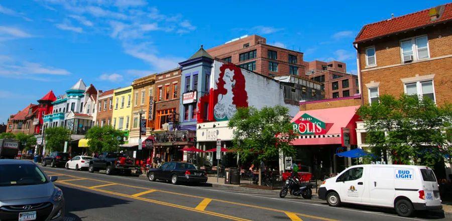 Cover Image for Top 6 Vinyl Shops to Explore in Washington D.C.