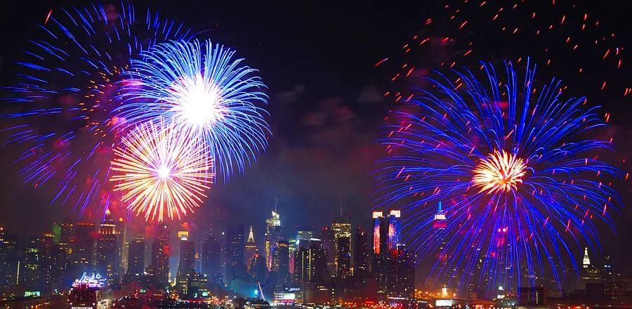 Cover Image for 7 Exciting Spots to Celebrate a July 4th Weekend Getaway