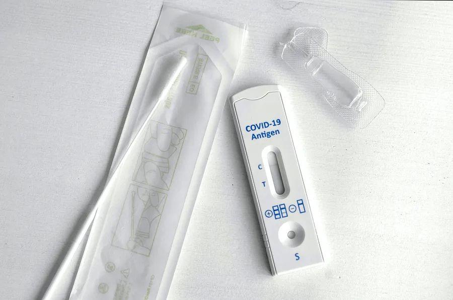 Cover Image for In High Demand: How to Obtain an At-Home COVID-19 Test When They're Out of Stock