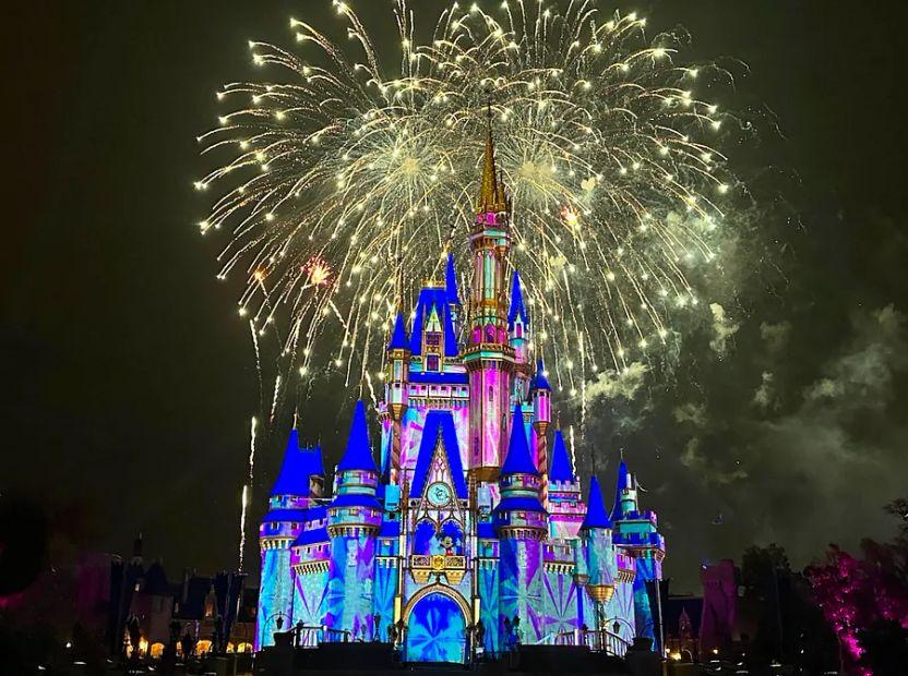 Cover Image for 12 Reasons to Choose a Walt Disney World Resort