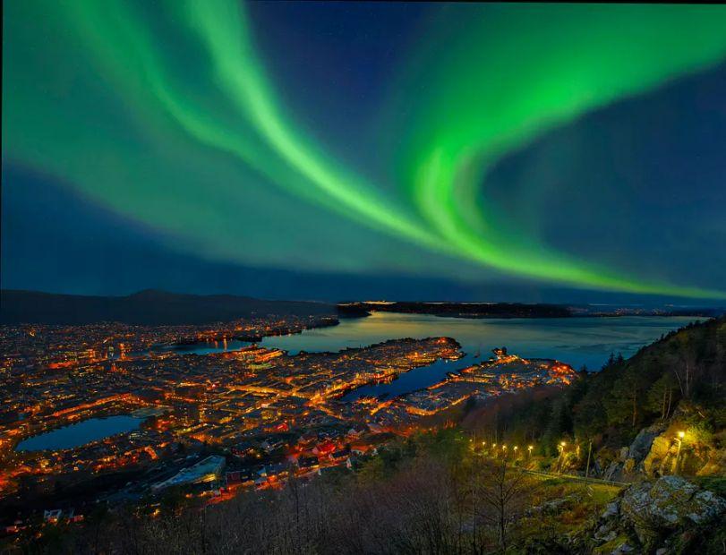 Cover Image for Norway is now on the list of countries that no longer require travelers to quarantine