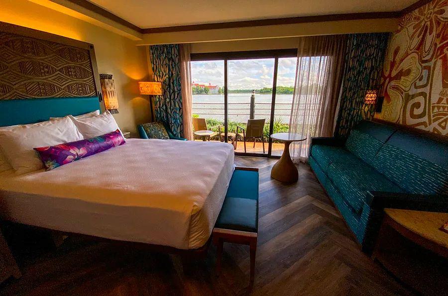 Cover Image for TPG offers an exclusive look at the soon-to-reopen Disney Polynesian rooms, now featuring a vibrant Moana theme.