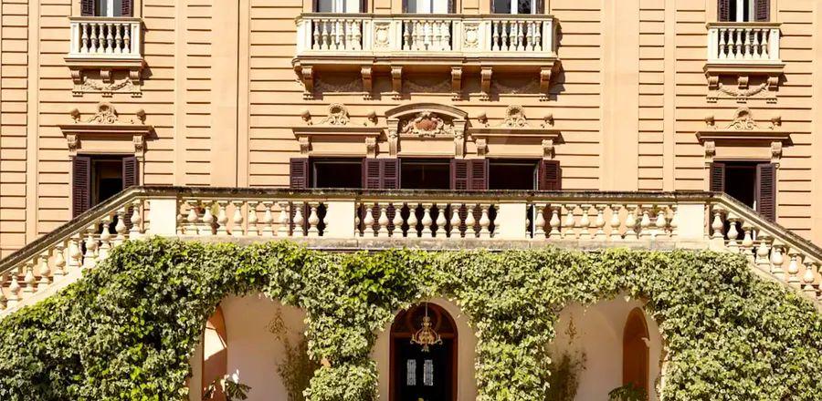 Cover Image for You Can Now Book the Villa from The White Lotus on Airbnb