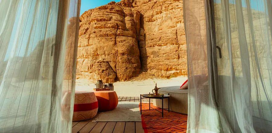 Cover Image for 4 Hotels, 4 Unique Adventures in the Arabian Desert