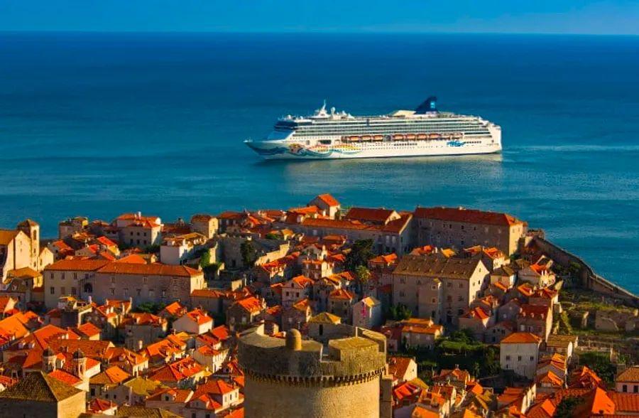Cover Image for Exploring Europe: Why Cruising is the Ultimate Experience