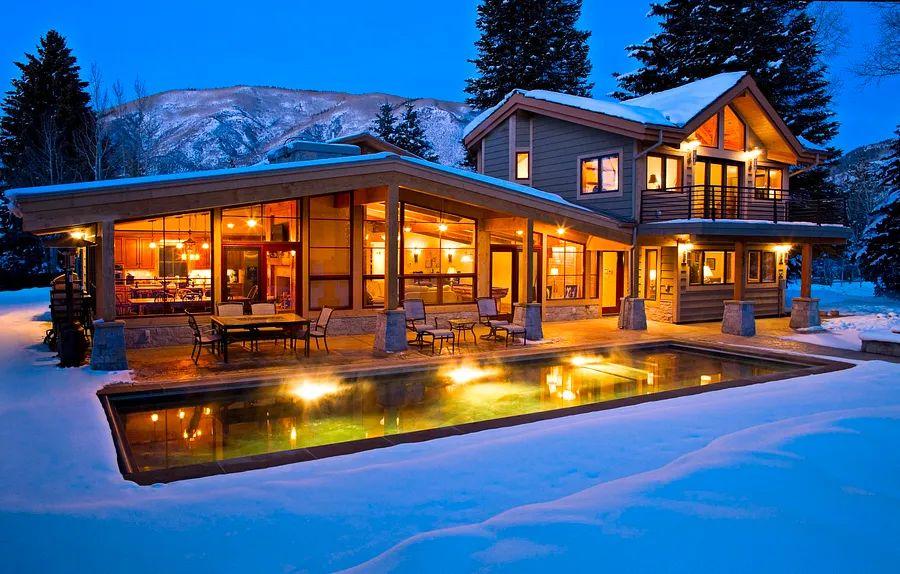 Cover Image for Prepare yourself: Your rented winter vacation home may not be available after all