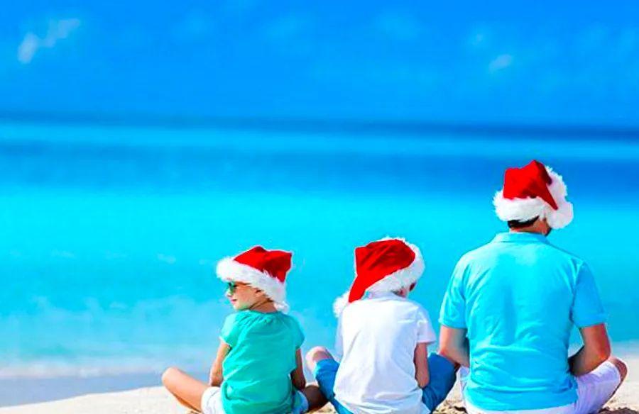 Cover Image for Why the Holiday Season is the Perfect Time for a Family Caribbean Cruise