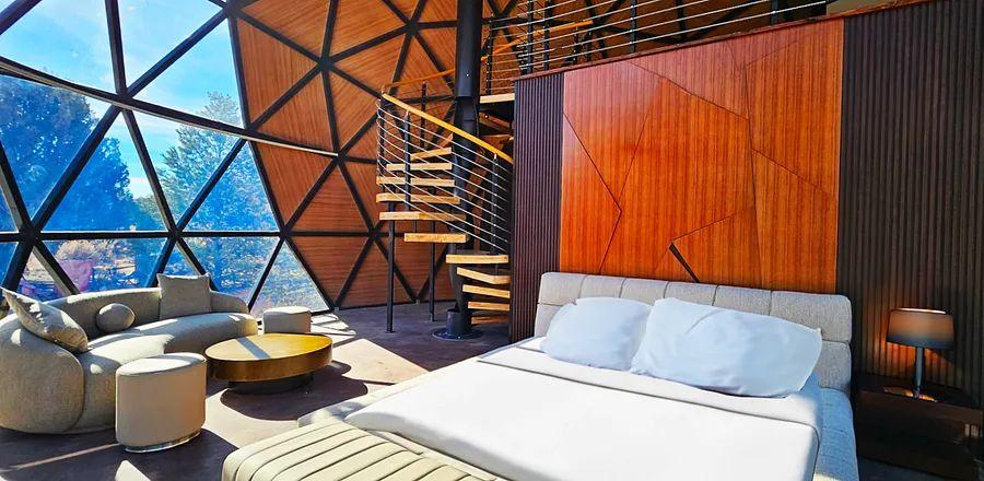 Cover Image for A New Glass Dome Resort Is Set to Open Near Bryce Canyon National Park