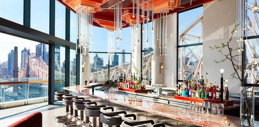 Cover Image for 10 Trendy Hotels in New York City with Rooms Under $300 a Night