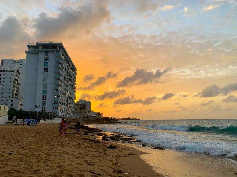 Cover Image for Puerto Rico to mandate testing and/or vaccination for accommodations