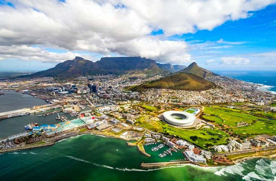 Cover Image for Top 5 Activities to Experience in Cape Town, South Africa
