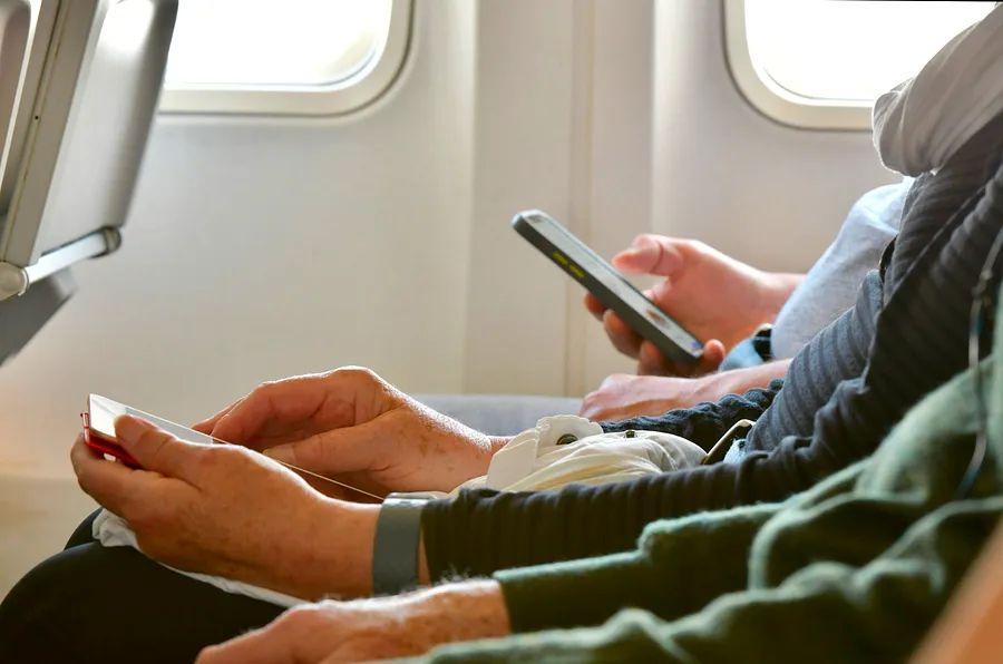 Cover Image for Enhance your points and miles accumulation: A guide on selecting the best program for flight crediting