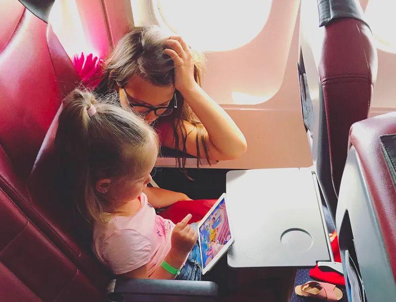 Cover Image for How to prevent your child's miles from expiring