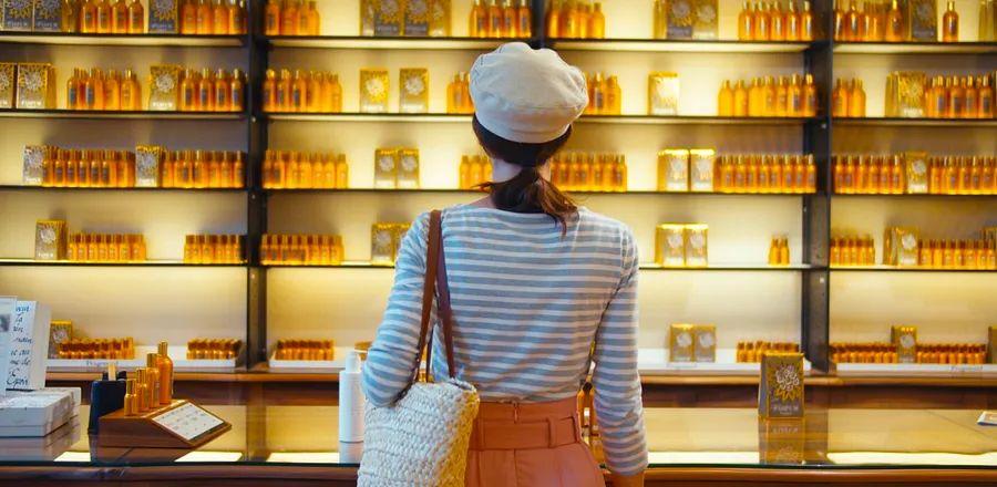 Cover Image for This Travel Tip Can Help You Save Hundreds While Shopping Overseas