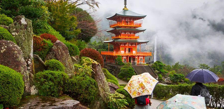 Cover Image for Japan is Set to Fully Welcome Independent Travelers Once Again