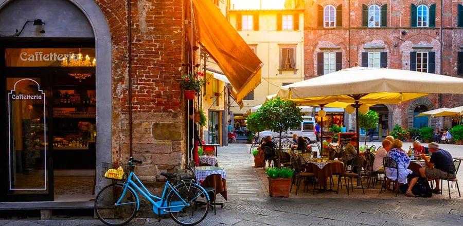 Cover Image for Italy Eliminates Health Pass Requirement for Accessing Restaurants and Museums