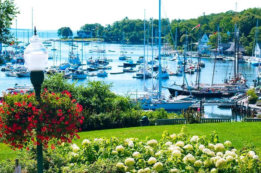 Cover Image for You can still book these hotel packages for Labor Day weekend!