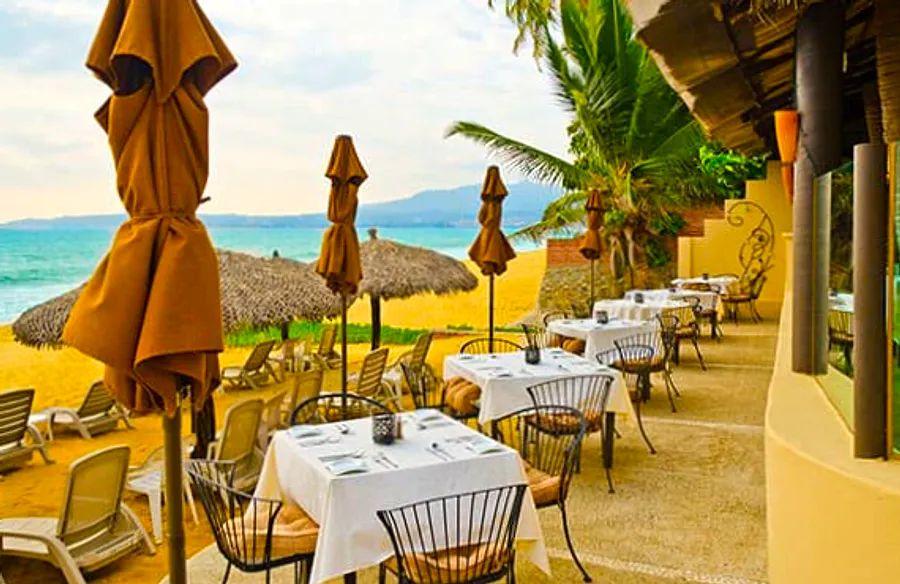 Cover Image for 4 Bold Dishes to Sample on Your Mexico Cruise