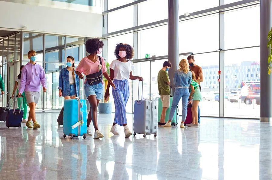 Cover Image for Is it time to reconsider travel mandates related to COVID-19 in the US?