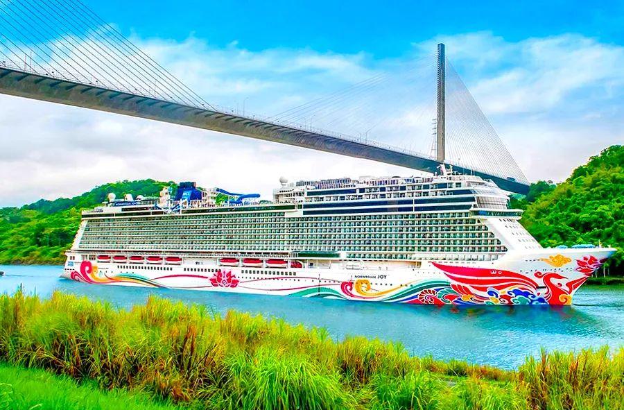 Cover Image for 2024 Panama Canal Cruises: Discover Peru, Guatemala & Mexico