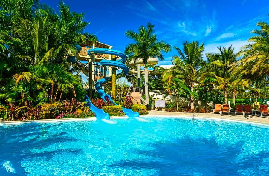 Cover Image for The Ultimate Family Pool Complexes at U.S. Points Hotels