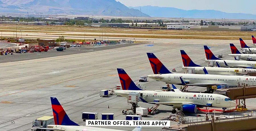 Cover Image for Delta SkyMiles Reserve Business card review: Free access to Sky Club