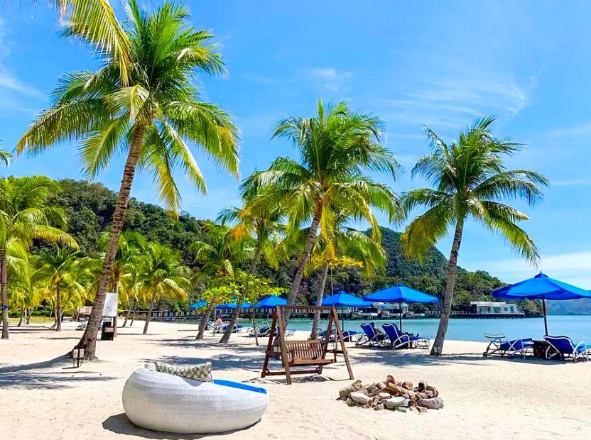 Cover Image for 10 destinations to gain over $1,000 in value from 100,000 Marriott points