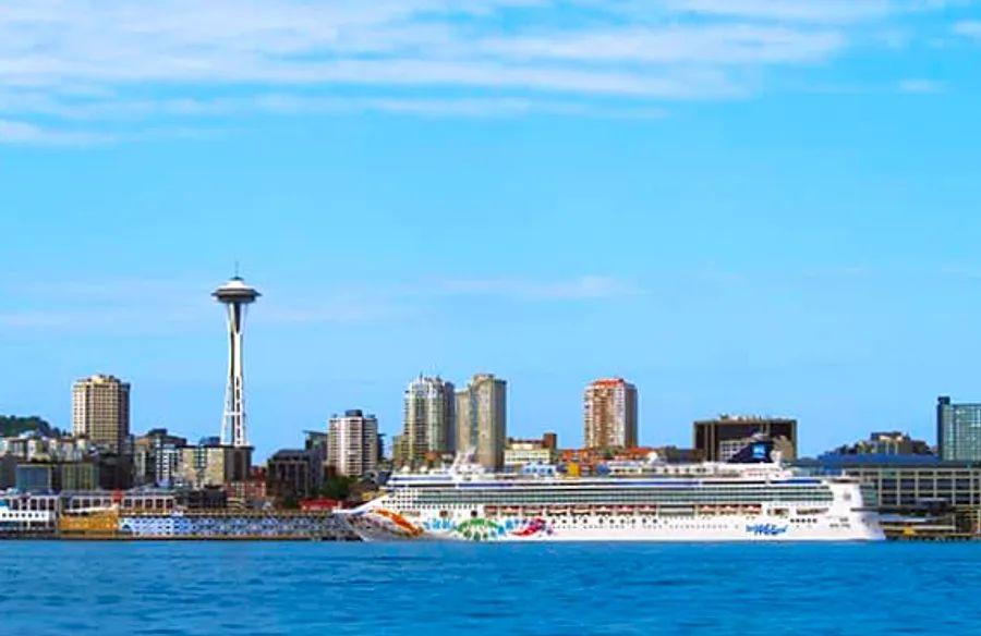 Cover Image for 8 Compelling Reasons to Explore Seattle During Your Alaska Cruise