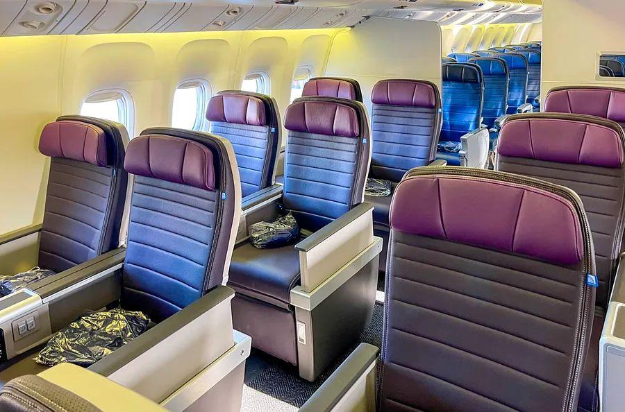 Cover Image for Ways to access more award availability with United Airlines