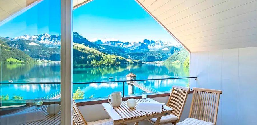 Cover Image for 9 Airbnbs Offering Spectacular Views