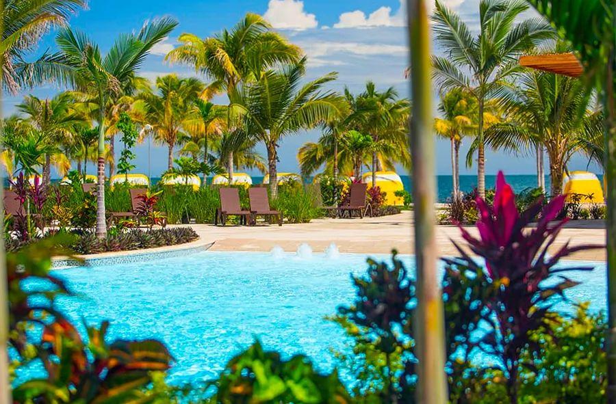 Cover Image for 2023 Harvest Caye Cruises: Discover a Unique Tropical Getaway in Belize