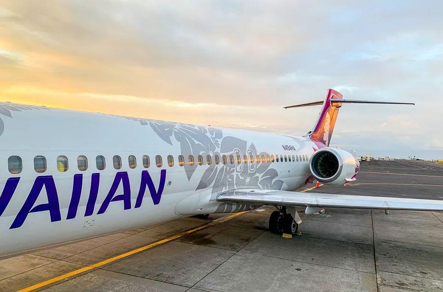 Cover Image for Hawaii is set to remove all restrictions on inter-island travel.