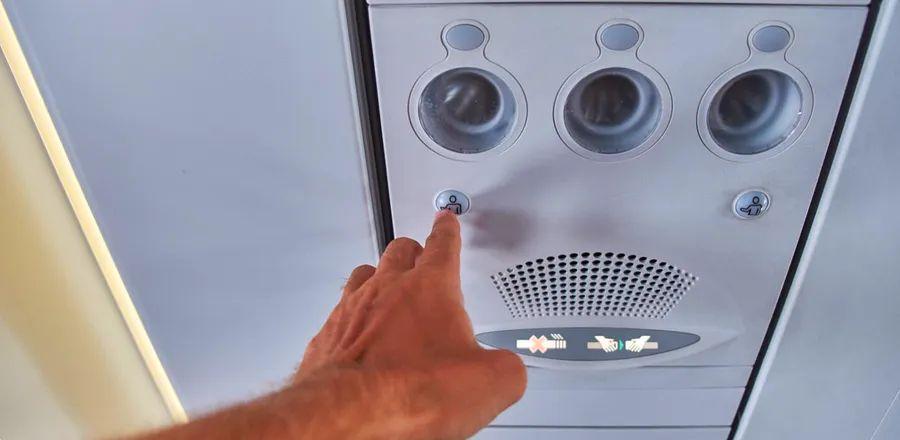 Cover Image for The Flight Attendant Call Button: When Is It Right to Use It?