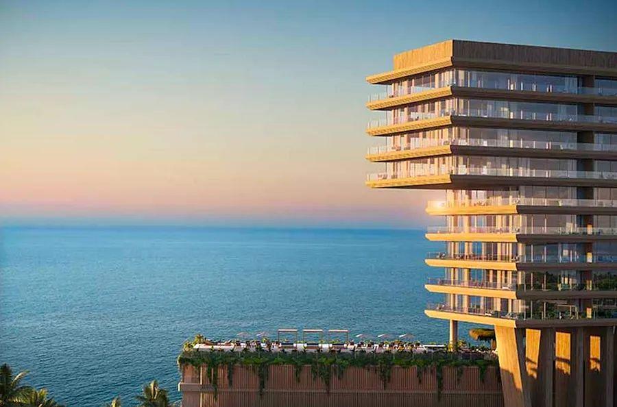 Cover Image for Ritz-Carlton's banner will once again grace Cancun's beaches in 2027