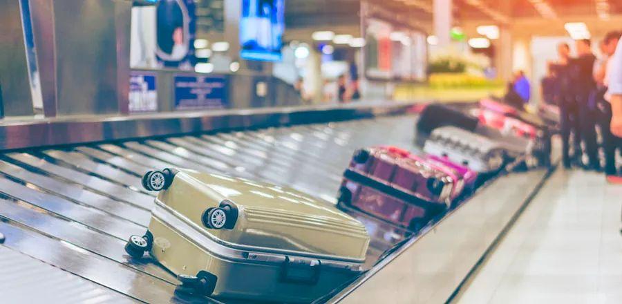Cover Image for What Happens to Unclaimed Luggage at Airlines?