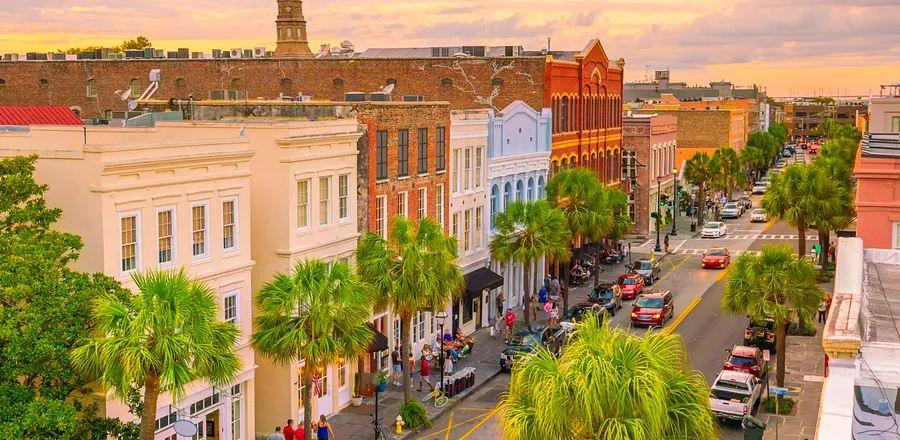 Cover Image for Charleston's Vibrant Contemporary Art Scene Flourishes