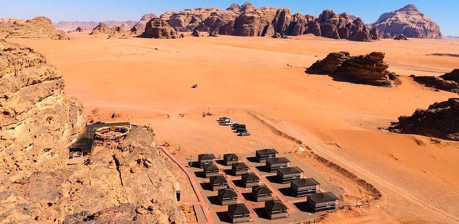 Cover Image for Planning a trip to Jordan? Ditch the Bubble Tent and Choose This Instead.