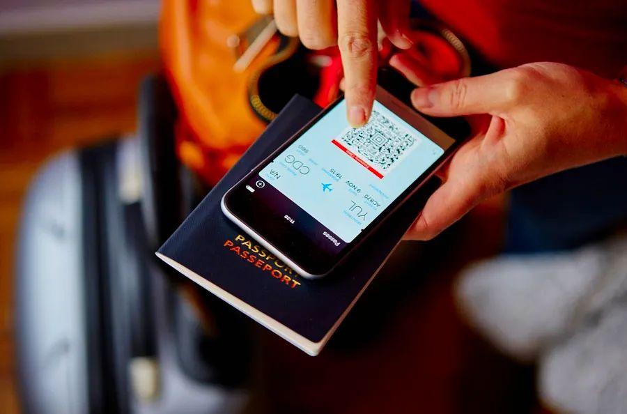 Cover Image for Android Users Can Upload a Digital Passport for Travel