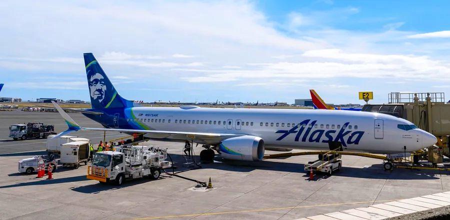 Cover Image for Is My Airplane Secure? Key Insights as the Boeing 737-9 Max Receives Approval to Resume Service