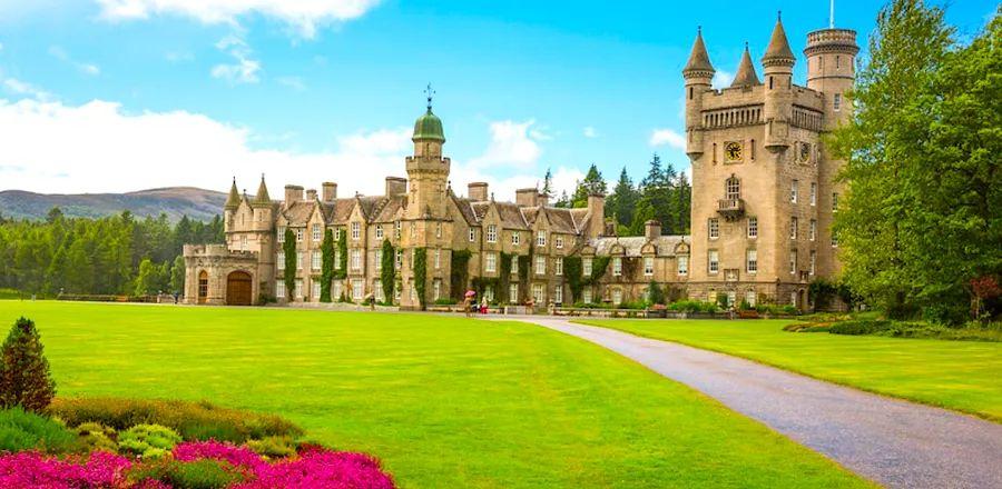 Cover Image for The Queen’s Cherished Scotland