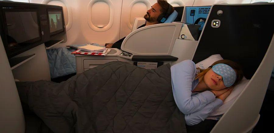 Cover Image for Fly Business Class to Paris or Milan for just $1,900 Round Trip