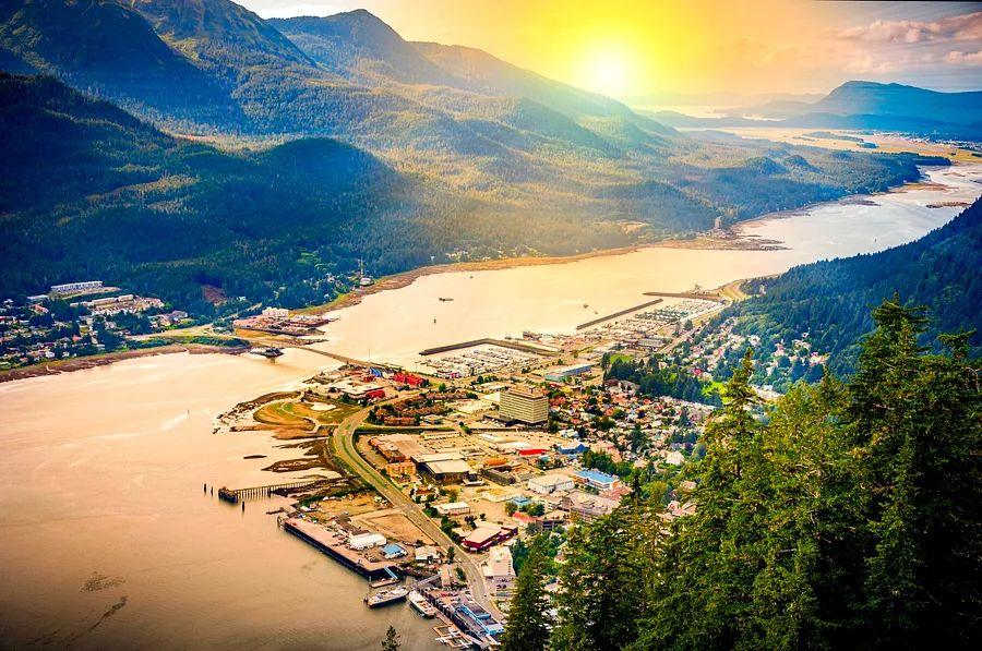 Cover Image for Royal Caribbean is tackling cruise infrastructure challenges in Alaska—though not in the way you might expect