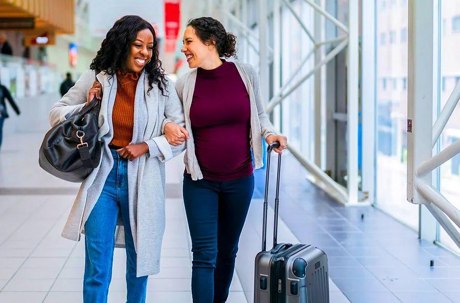 Cover Image for 15 Airlines That Allow Travelers to Pause Elite Status