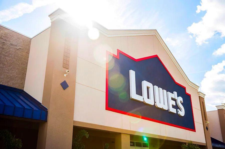 Cover Image for Lowe’s has launched a loyalty program tailored for homeowners — here’s how you can maximize your earnings on purchases.