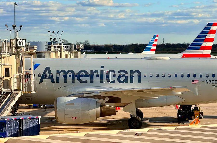 Cover Image for You can now use AAdvantage miles for concerts and sports events— but is it a good choice?