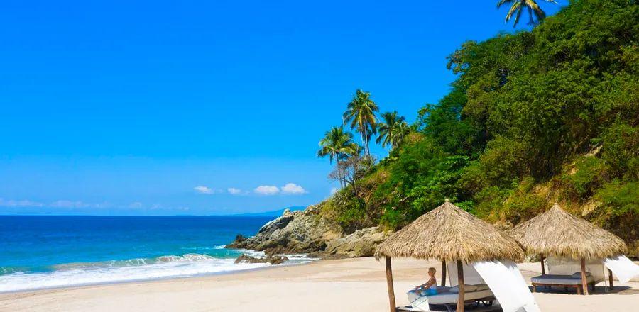 Cover Image for 10 Exceptional All-Inclusive Resorts in Mexico and the Caribbean That Elevate Your Vacation Experience